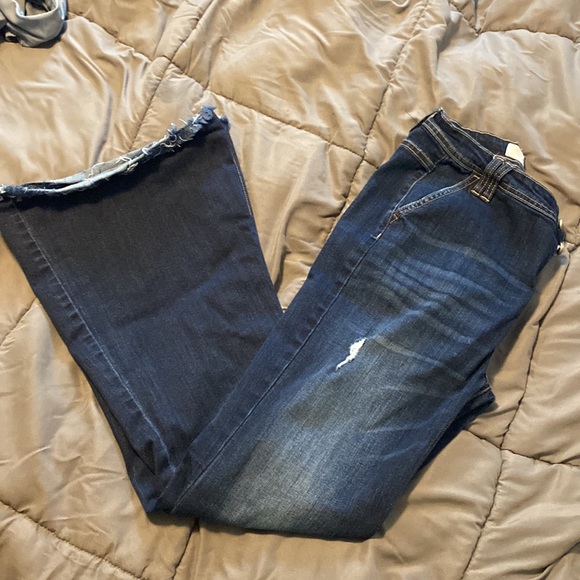 Kancan Jeans - Picture 3 of 7